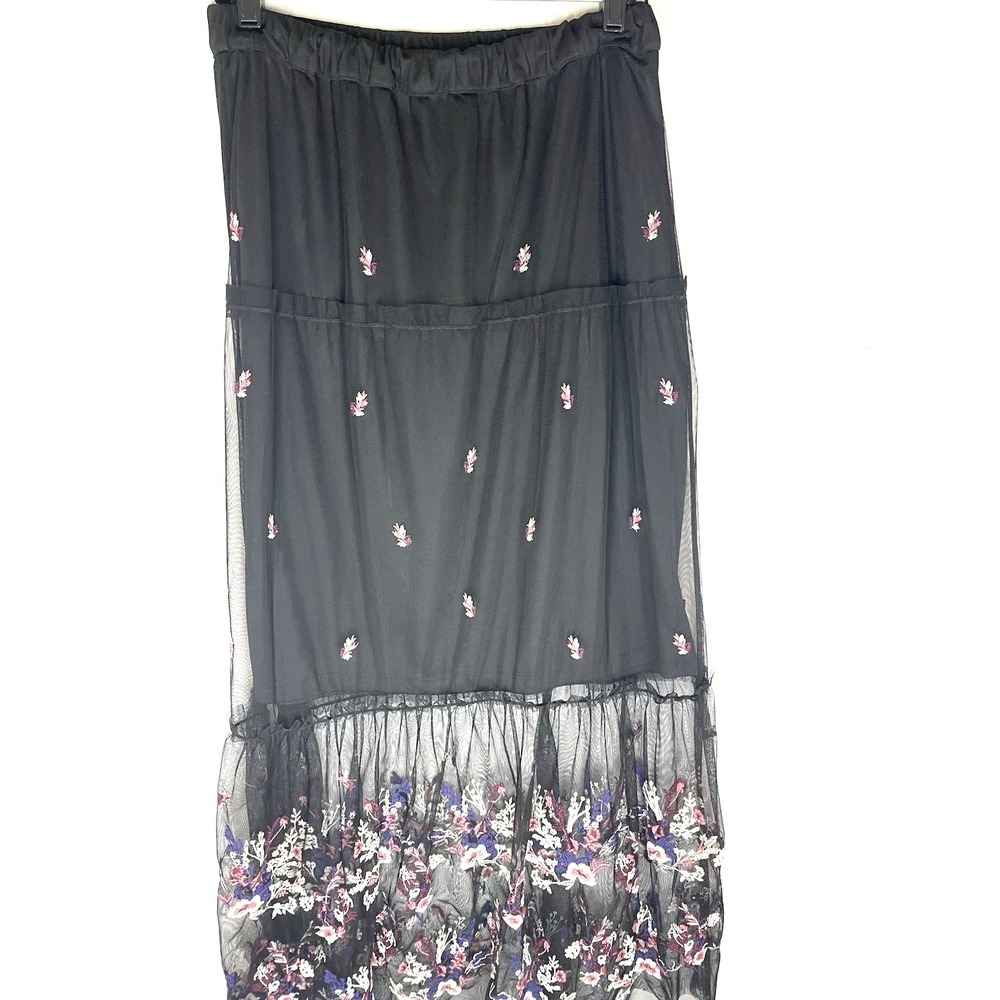 Willow & Clay Maxi Skirt Black Small Floral Boho Festival Whimsigoth Romantic
